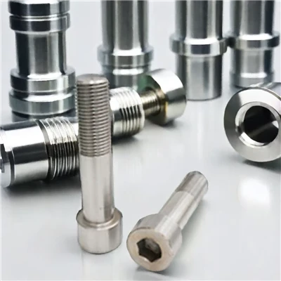 Nikkelipohjaiset metalliseospultit